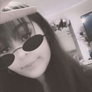 Meet your Posher, Destiny